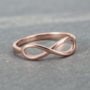 Modern Bar Diamond Ring in 14k Rose Gold